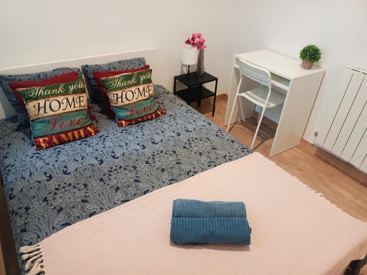 Private Rooms In Born Барселона Екстер'єр фото