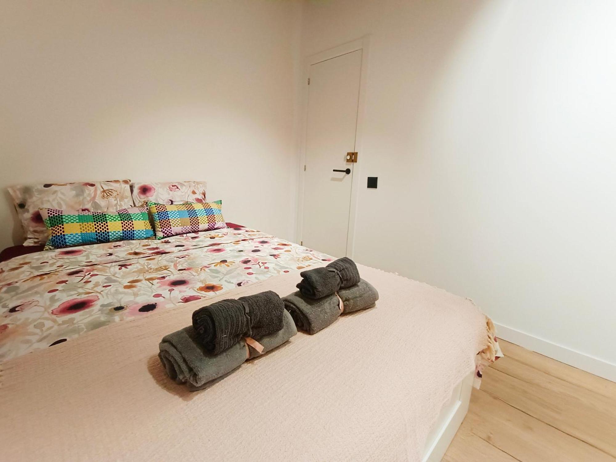 Private Rooms In Born Барселона Екстер'єр фото