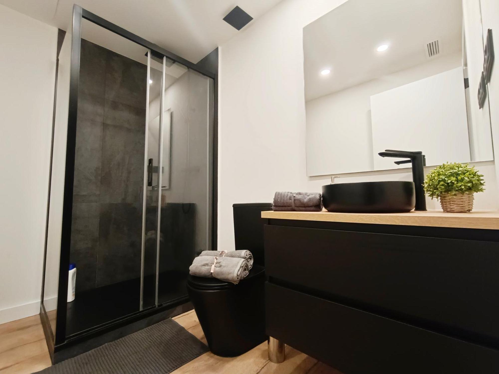 Private Rooms In Born Барселона Екстер'єр фото